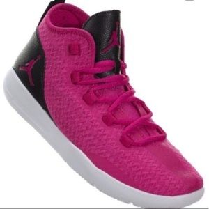 Girl’s Size 5 Jordan Gigi Reveal.